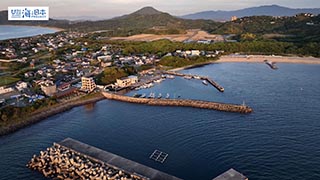 【漁港】福岡県 芥屋漁港の夕景 空撮２