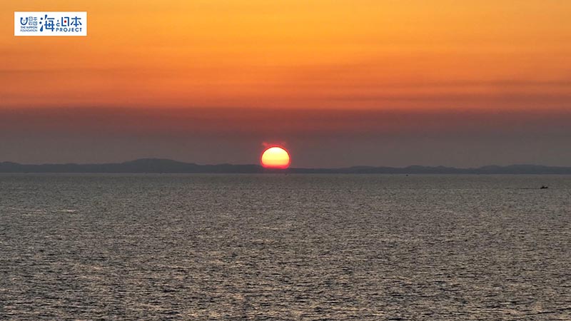 【その他】沈む夕日 空撮